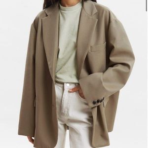 Desert taupe oversized boyfriends blazer
